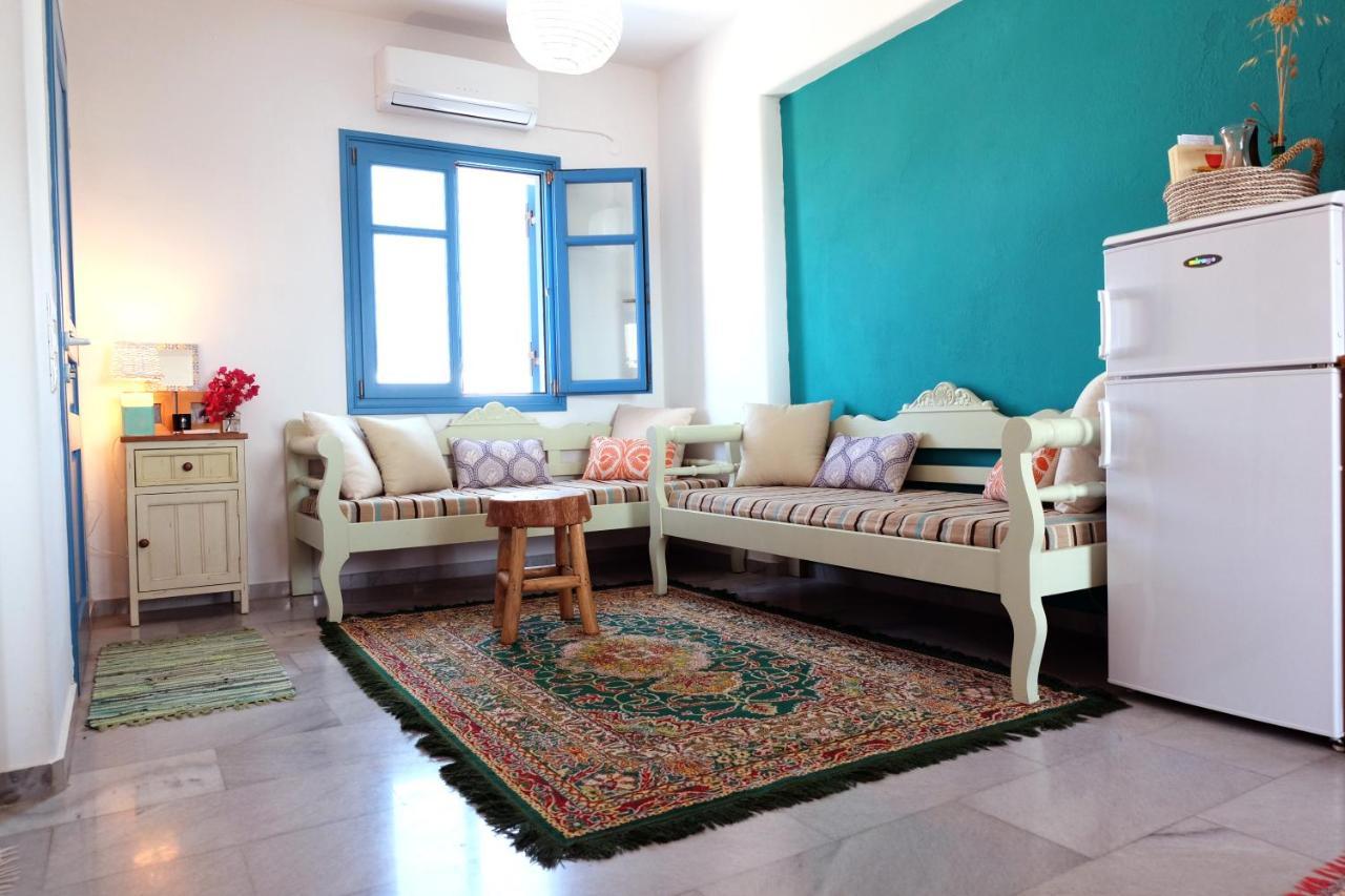 Paros Book'Inn Piso Livadi Exteriér fotografie